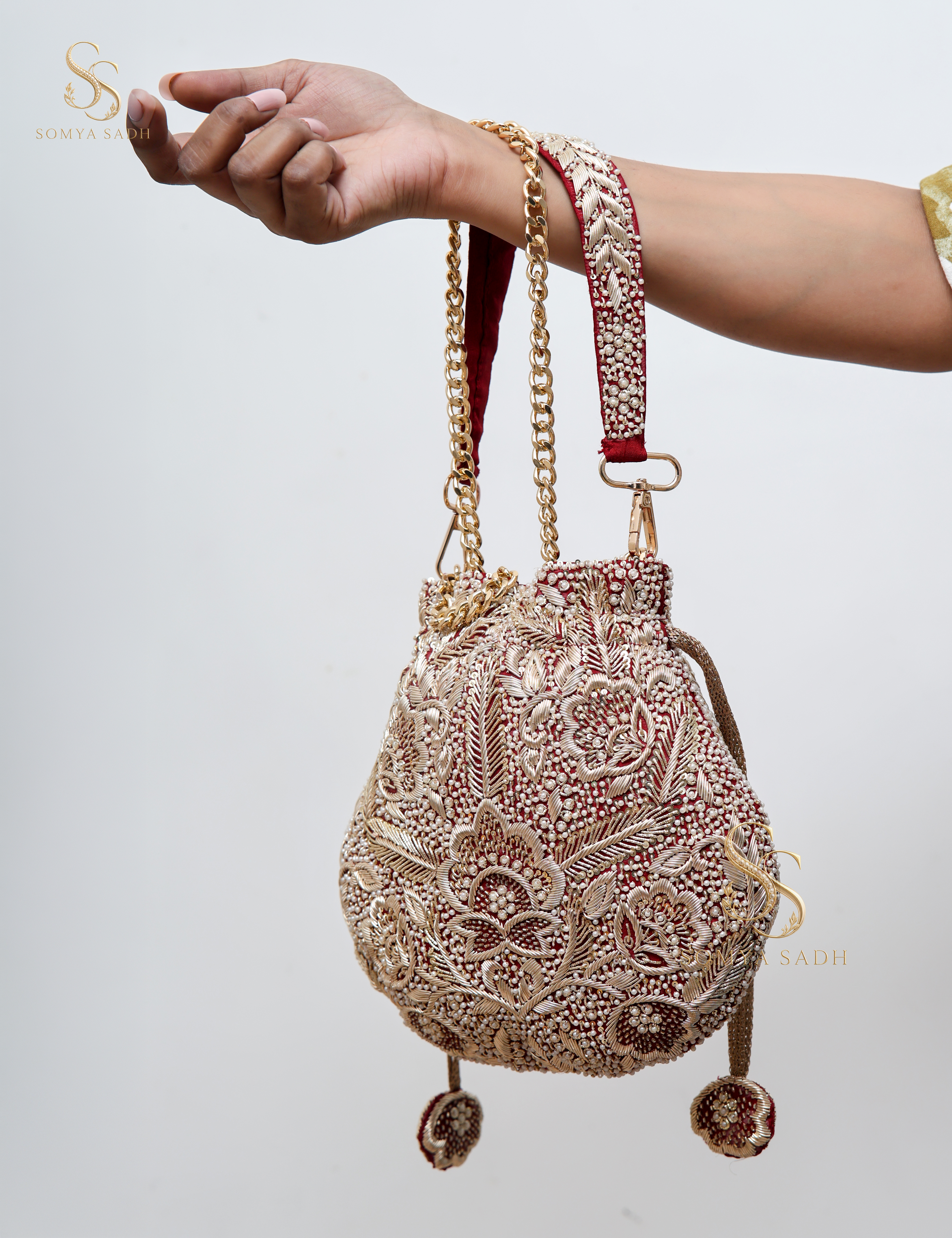Nazakat Ivory Burgundy Filigree Potli, main product view