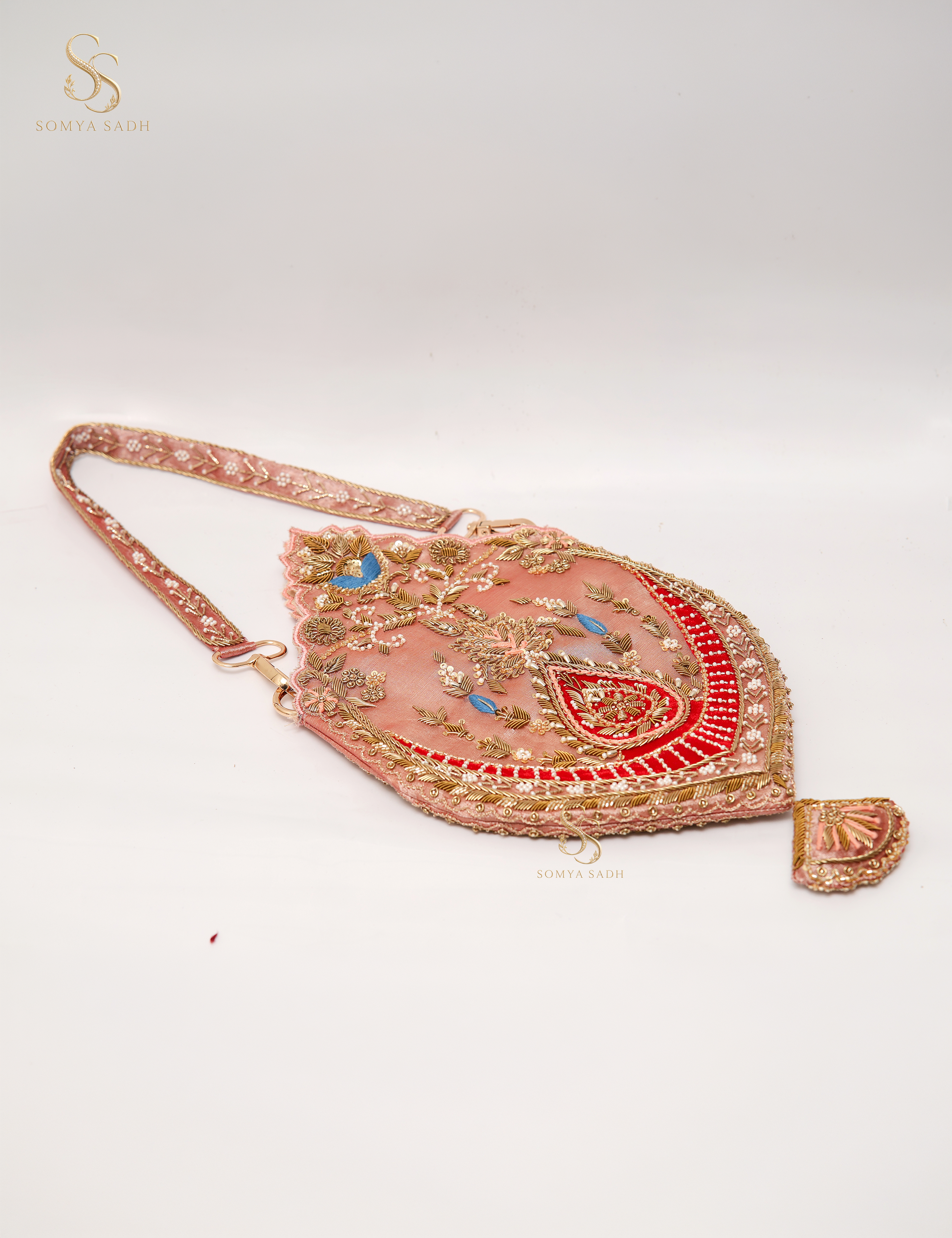 Gulabi Ada Blush Heart Potli, main product view