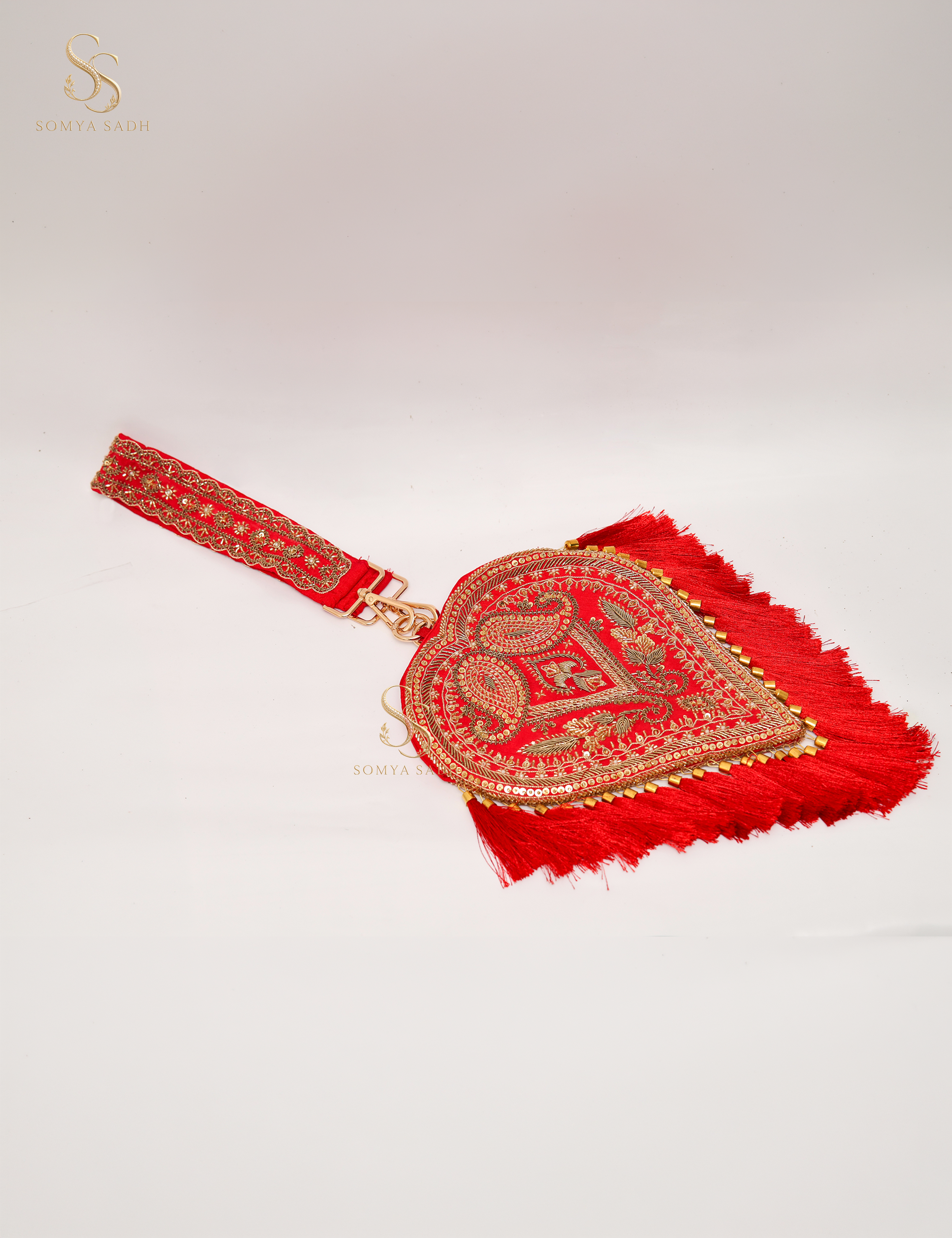 Gulnaar Scarlet Heart Potli, main product view