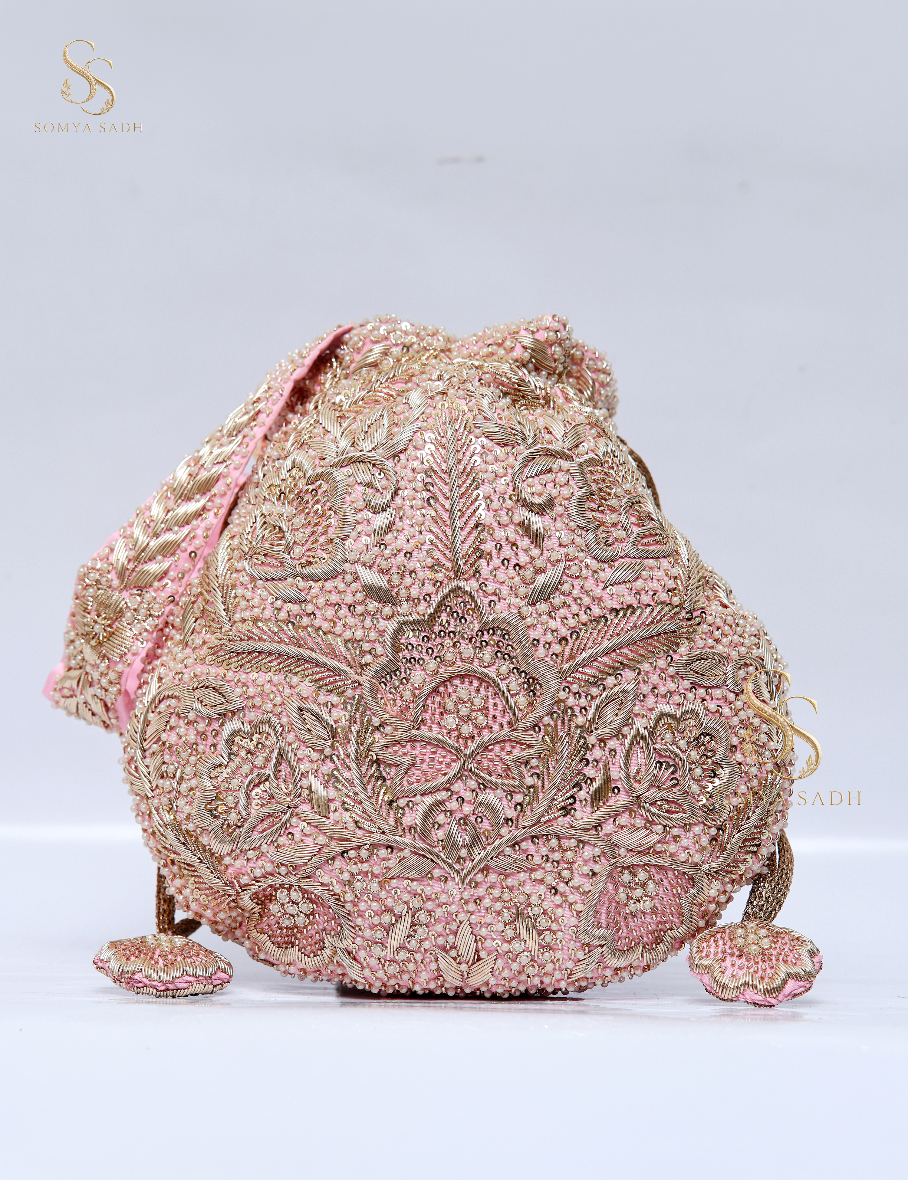 Gulposh Blush Paisley Potli, main product view
