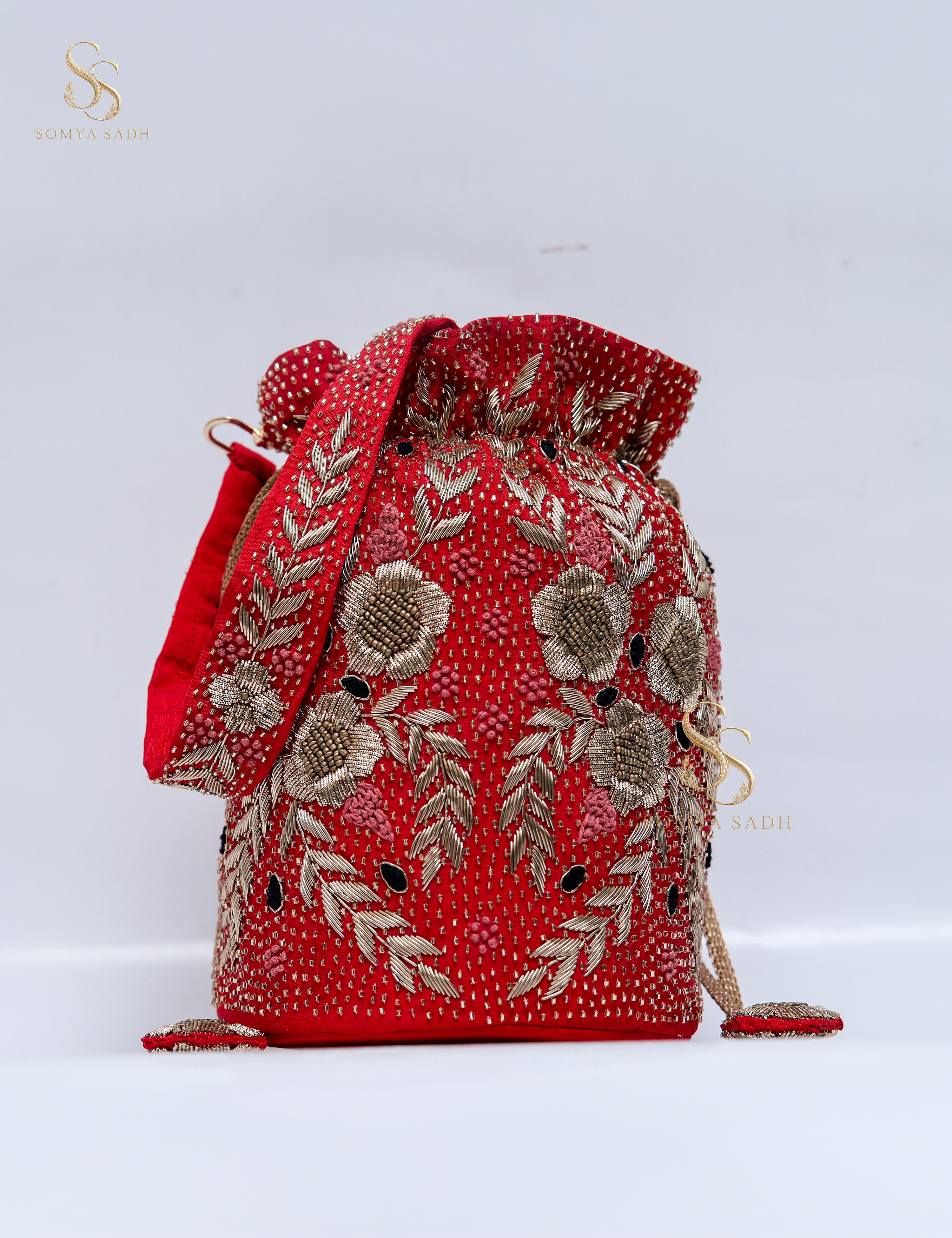 Laal Baagh Cylinder Potli, detail or alternate product view