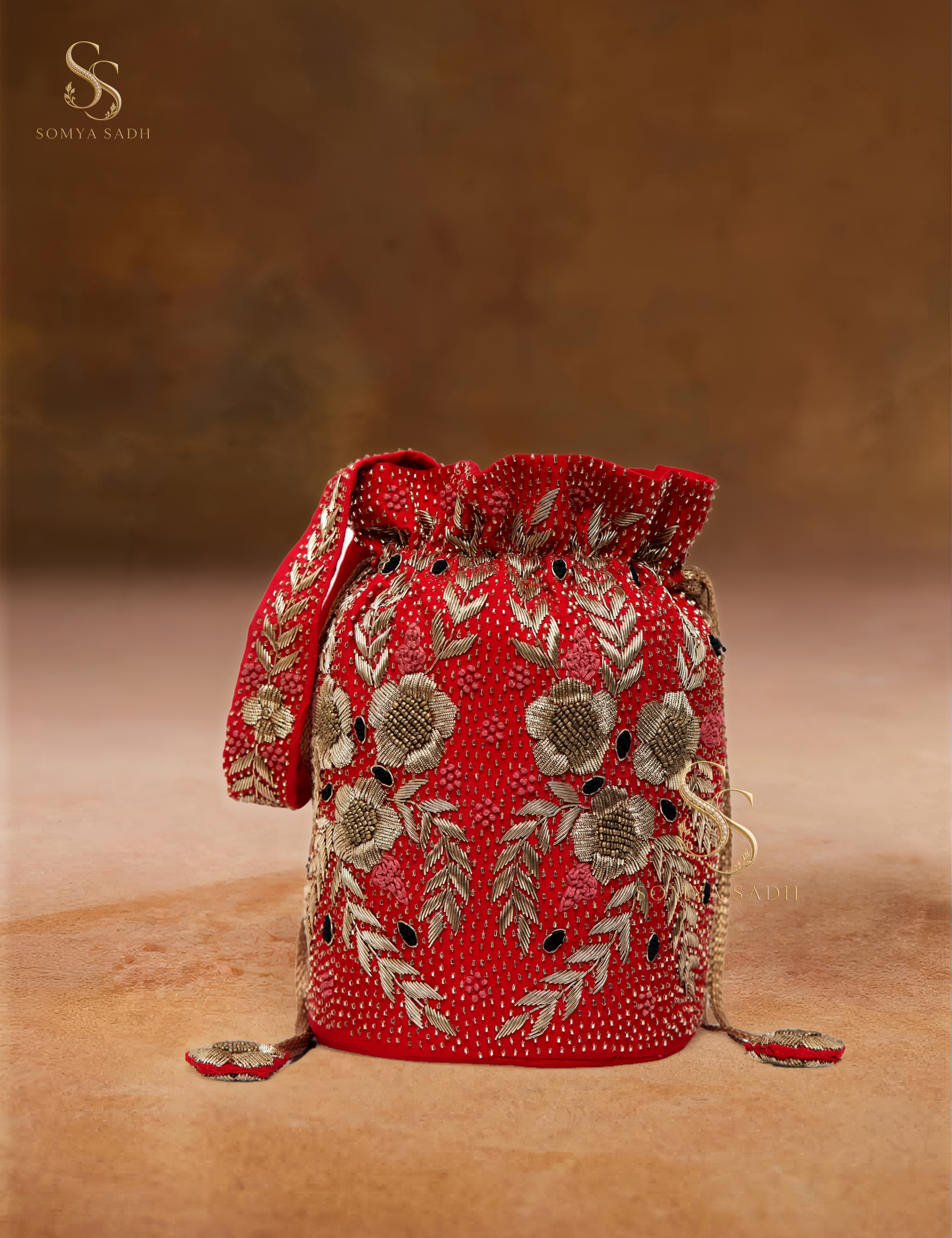 Laal Baagh Cylinder Potli, detail or alternate product view