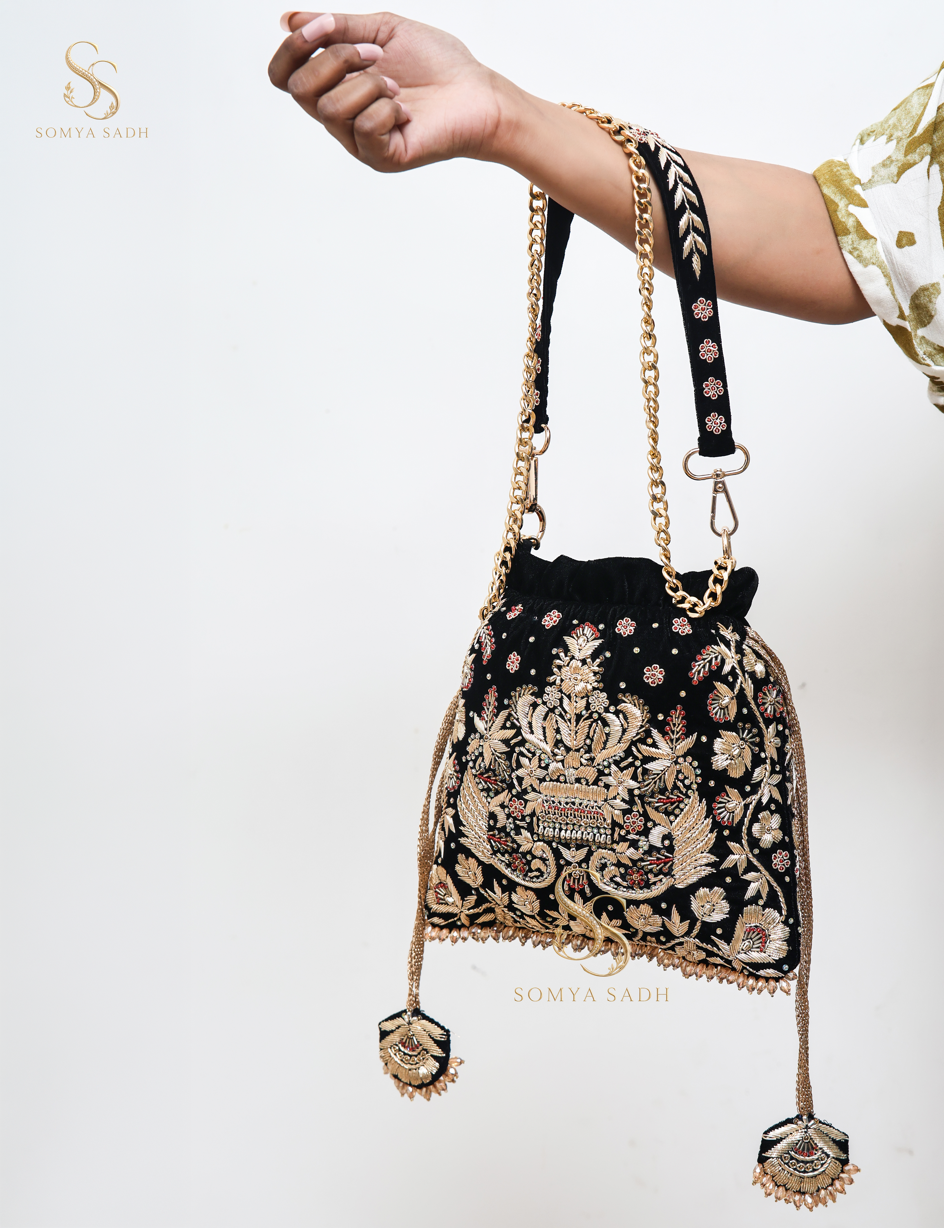 Shahi Siyah Crest Potli, detail or alternate product view